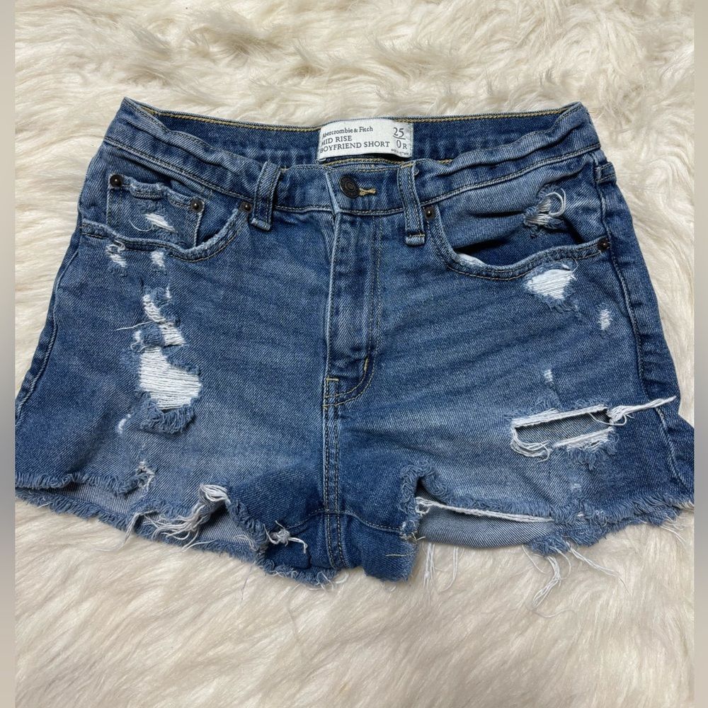 Abercrombie & Fitch Mid-Rise Boyfriend Jean Shorts size 25